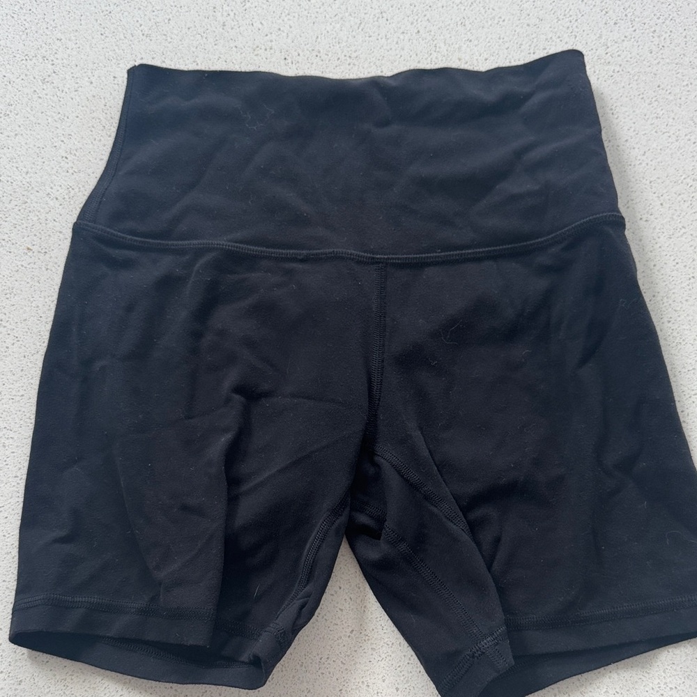 Lululemon black align 6 inch inseam shorts